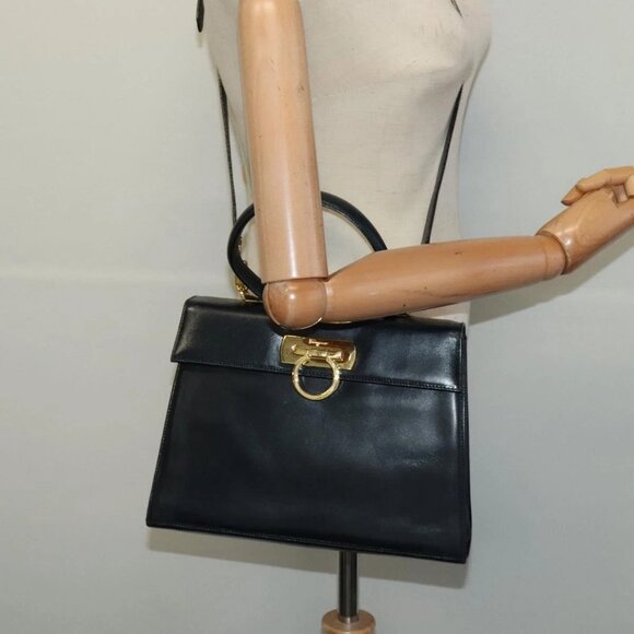 Salvatore Ferragamo Gancini Hand Bag Leather 2way Black Gold - Picture 14 of 16